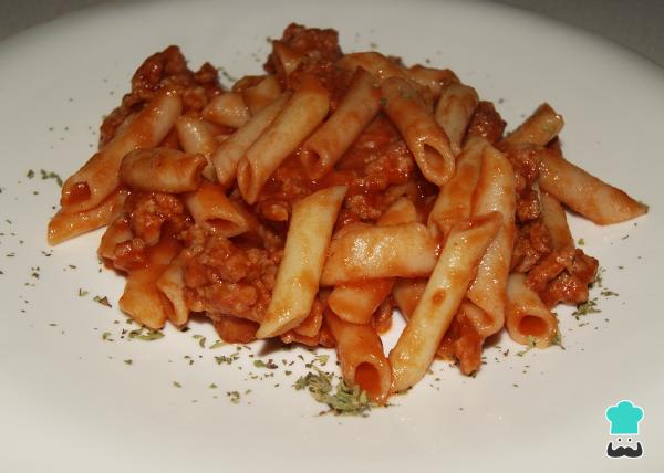 Recette de macaroni à la viande et à la tomate