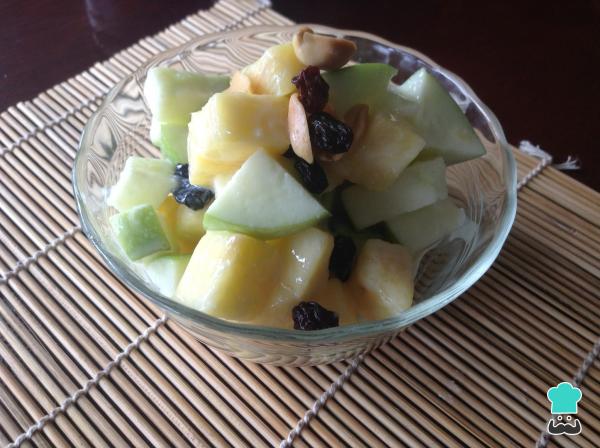 recette Salade de pommes et raisins secs