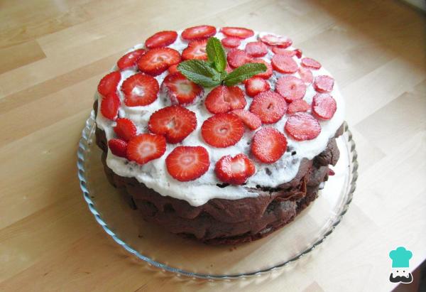 Gâteau au chocolat et recette de fraises naturelles
