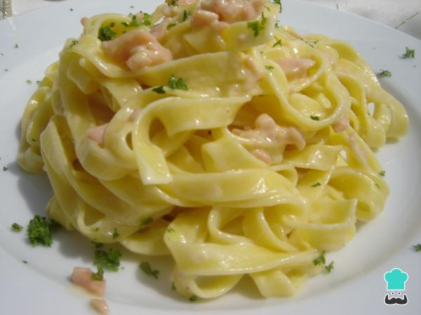 Recette Tagliatelles au saumon