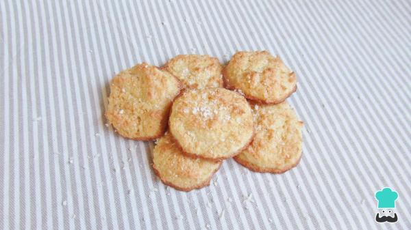 Recette de biscuits aux blancs d'œufs et à la noix de coco
