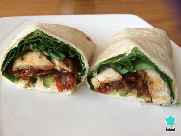 Recette de wrap au poulet et aux légumes