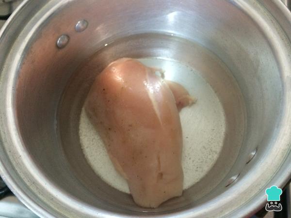 Recette de pâte feuilletée farcie au poulet - Étape 2