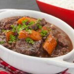 Recette de biftecks ​​de flanc mijotés
