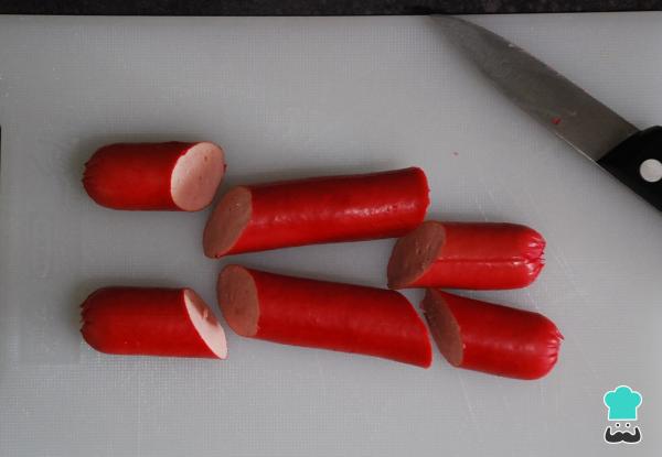 Recette d'apéritif de Noël : bottes de saucisse - Étape 3