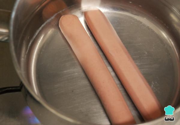 Recette d'apéritif de Noël : bottes de saucisse - Étape 1