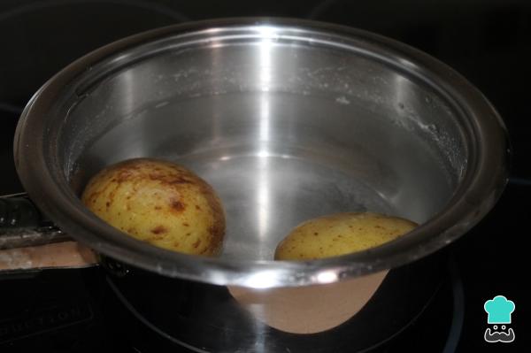 Recette de beignets napolitains ou Graffe - Étape 1