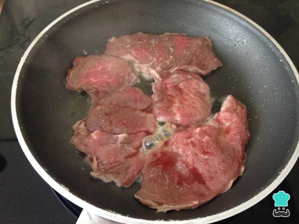 Recette de sandwich au bœuf et au fromage - Étape 4