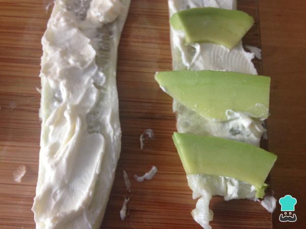 Recette de rouleaux de concombre farcis - Étape 4