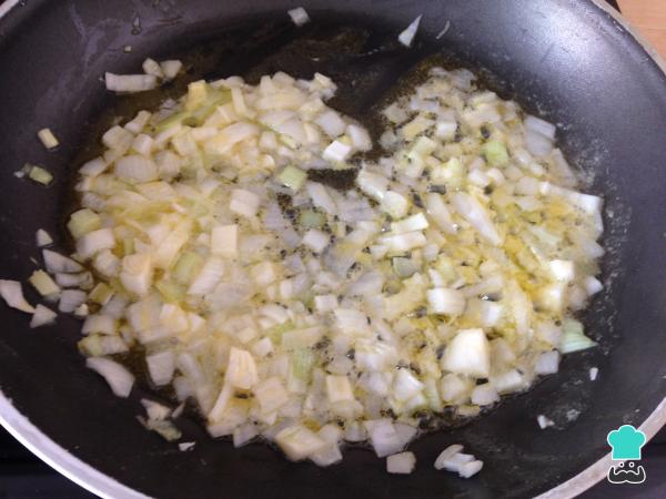 Recette de croquettes de poulet à la cubaine - Étape 2