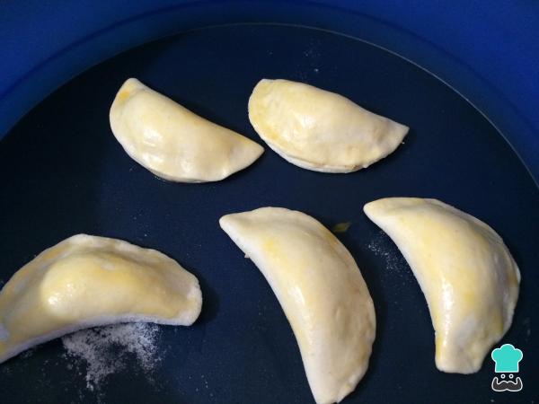 Recette de pâte feuilletée au thon et à la tomate - Étape 5