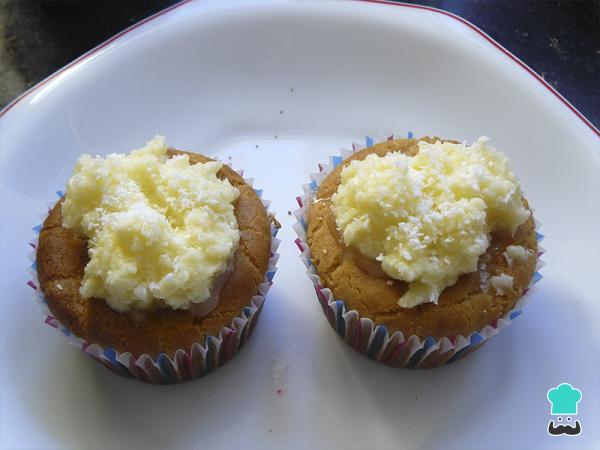 Recette de cupcakes à la noix de coco - Étape 8