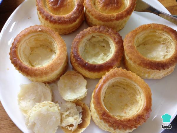 Recette de Volaunes farcies à la tomate, pâte d'olive et fromage - Étape 3