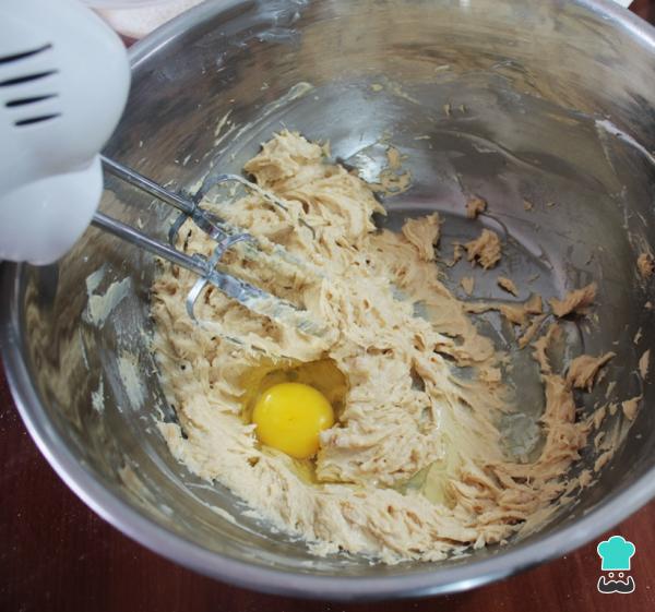 Recette de quatre-quarts au chocolat et au beurre de cacahuète - Étape 4