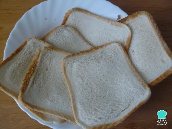 Recette de roulés de pain perdu - Étape 2