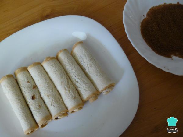 Recette de roulés de pain perdu - Étape 5