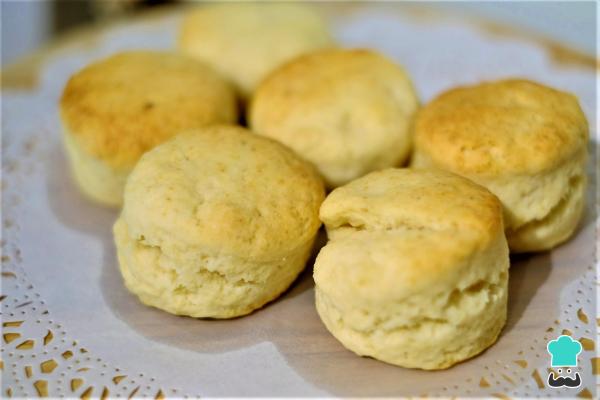 Recette de scones au parmesan