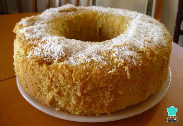 Recette facile de gâteau au yaourt à la noix de coco