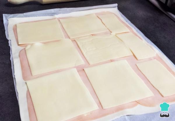 Recette de pâte feuilletée farcie au jambon et fromage - Étape 2