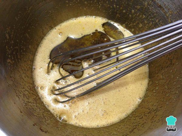 Recette Gâteau aux carottes, aux noix et à la cannelle - Étape 1