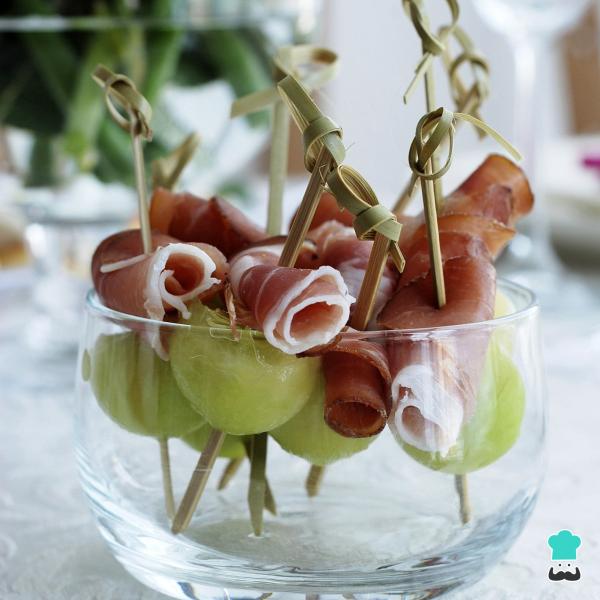 Recette de brochettes de melon au jambon
