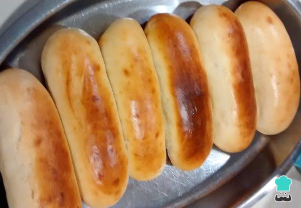 Recette de pain à hot dog, pébètes et hamburger