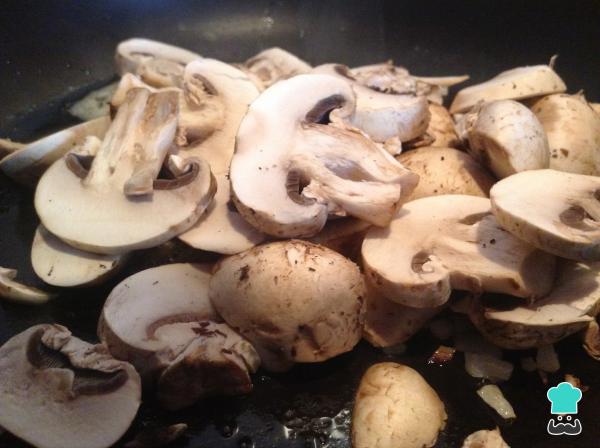 Recette de Champignons à la provençale - Étape 3