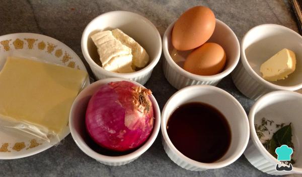 Recette d'empanadas au fromage et à l'oignon - Étape 1