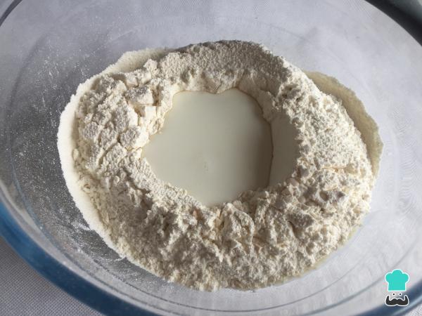 Recette de pâte à beignets - Étape 1
