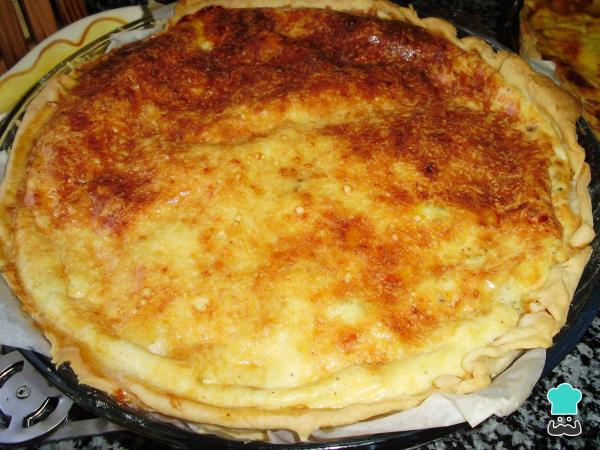 Recette de QUICHE AU FROMAGE