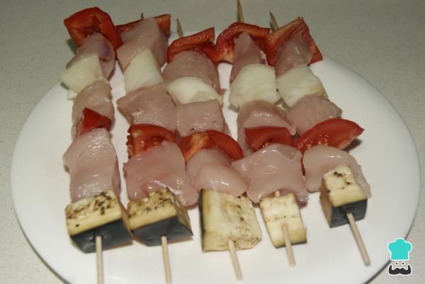 Recette de brochette de poulet Lékué - Étape 3