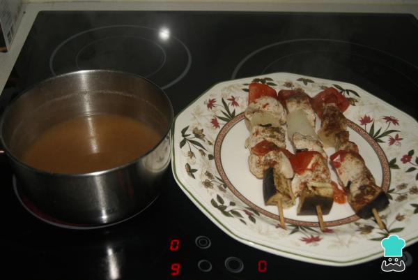 Recette de Brochette de poulet Lékué - Étape 7