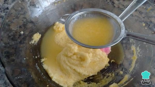 Recette de pain à la levure et à l'orange - Étape 2