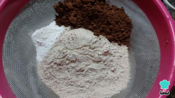 Recette Gâteau aux flocons d'avoine et au chocolat - Étape 2