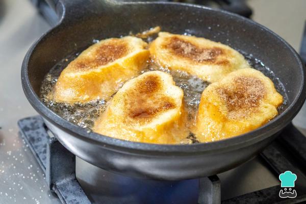 Recette de Torrijas au miel et au vin - Étape 5