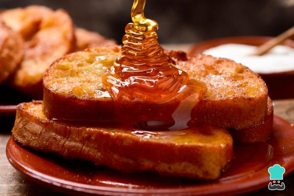 Recette de Torrijas au miel et au vin
