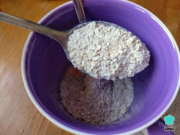 Recette de gâteau aux flocons d'avoine au micro-ondes - Étape 2