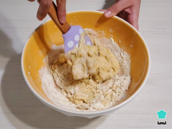 Recette de beignets faits maison de grand-mère - Étape 3