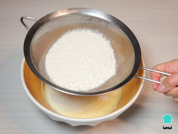 Recette Gâteau au yaourt et chocolat blanc - Étape 6