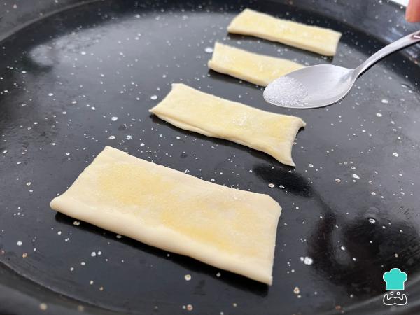 Recette de Fosforitos avec pâte à tarte - Étape 3