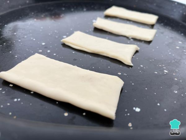 Recette de Fosforitos avec pâte à tarte - Étape 1