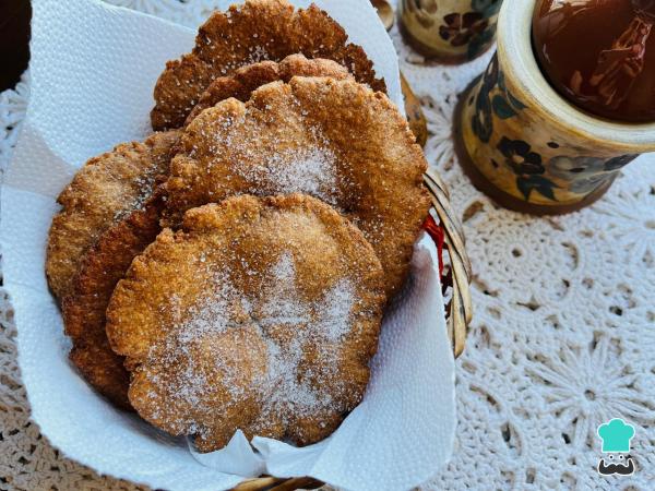 Recette de Gâteaux frits à la farine de blé entier