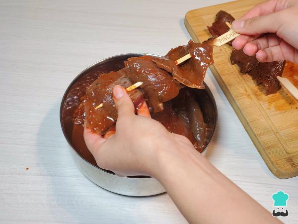 Recette des anticuchos péruviens - Étape 4