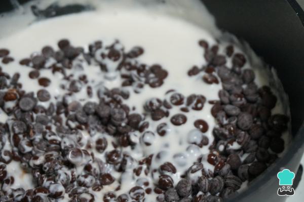 Recette de pâte feuilletée rapide Coca au chocolat - Étape 1