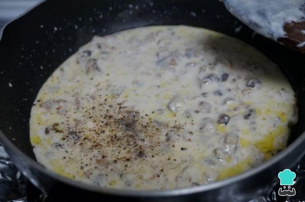 Recette de surlonge de porc en sauce aux champignons et oignon - Étape 4