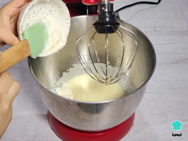 Recette de gâteau à la noix de coco et du yogourt - Étape 3