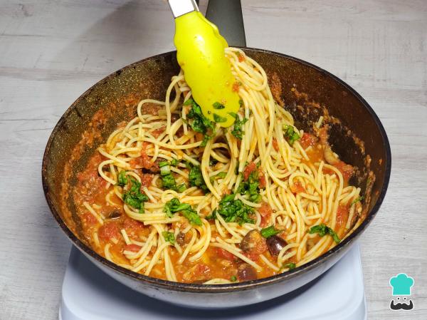 Recette de nouilles puttanesca - Étape 7