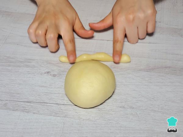 Recette du Pain des Morts farci au Nutella et aux fraises - Étape 5