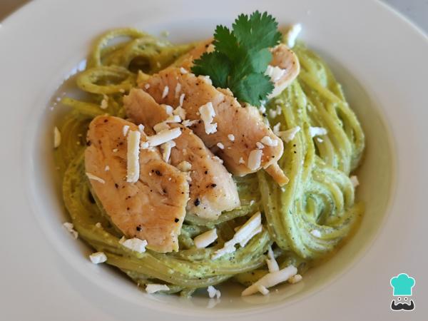 Recette de Spaghettis verts au poulet - Étape 6