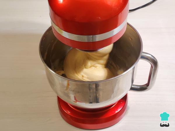 Recette de Roscón de Reyes sans sucre - Étape 4